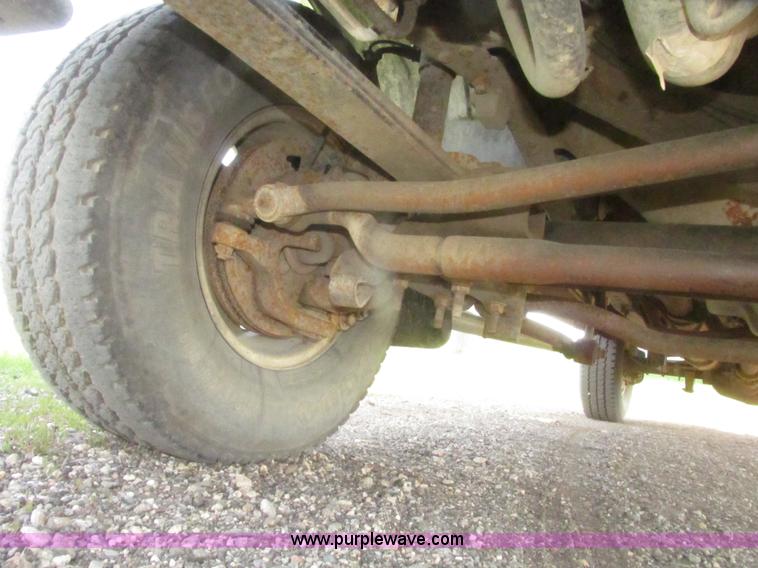 image for item H4640 2003 Ford F250 Super Duty XLT SuperCab pickup truck