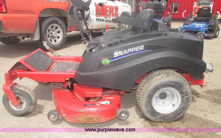 image for item H4676 Snapper 250Z ZTR lawn mower