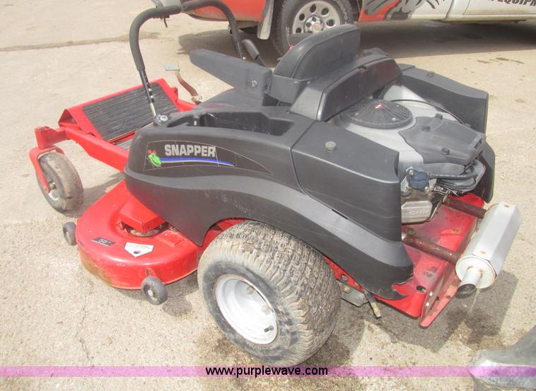 image for item H4676 Snapper 250Z ZTR lawn mower