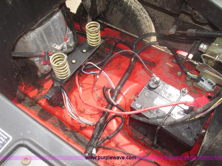 image for item H4676 Snapper 250Z ZTR lawn mower