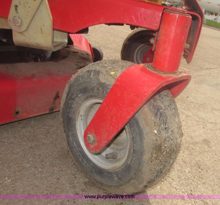 image for item H4676 Snapper 250Z ZTR lawn mower