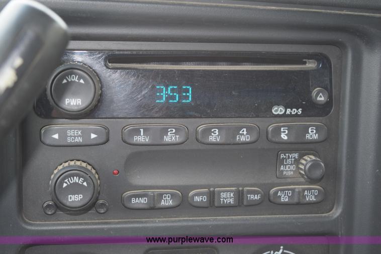 image for item H5073 2003 GMC Sierra 1500 Ext. Cab pickup truck