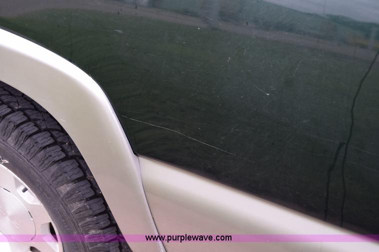 image for item H5073 2003 GMC Sierra 1500 Ext. Cab pickup truck