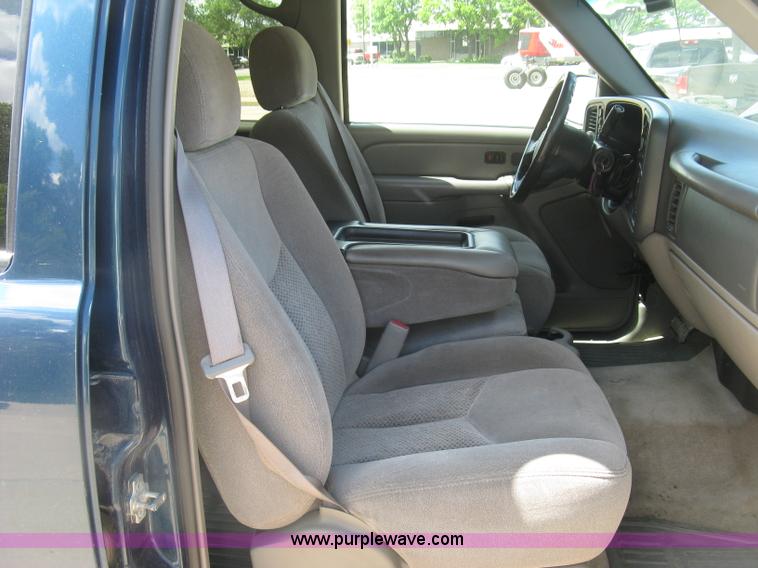 image for item H8538 2006 Chevrolet Tahoe SUV