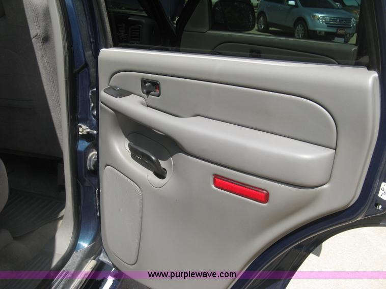 image for item H8538 2006 Chevrolet Tahoe SUV