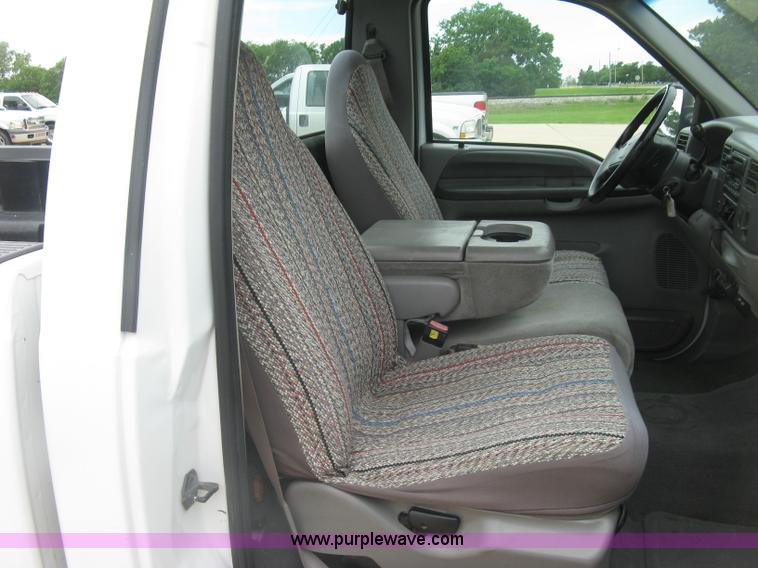 image for item H8540 2001 Ford F250 HD XLT pickup truck