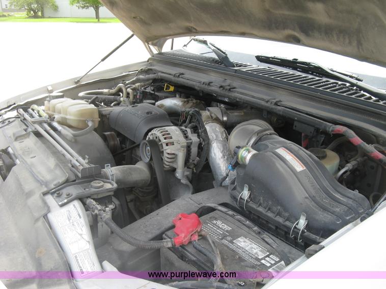 image for item H8543 2002 Ford F350 utility truck