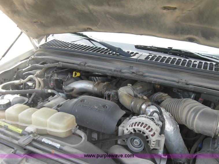 image for item H8543 2002 Ford F350 utility truck