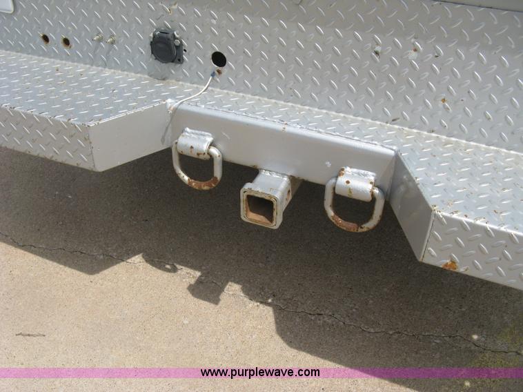 image for item H8543 2002 Ford F350 utility truck