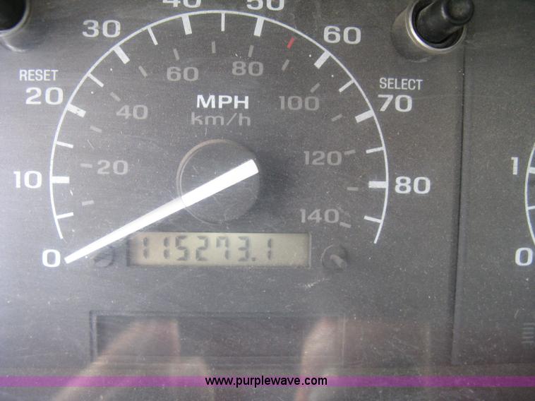 image for item H8544 1994 Ford F350 utility truck