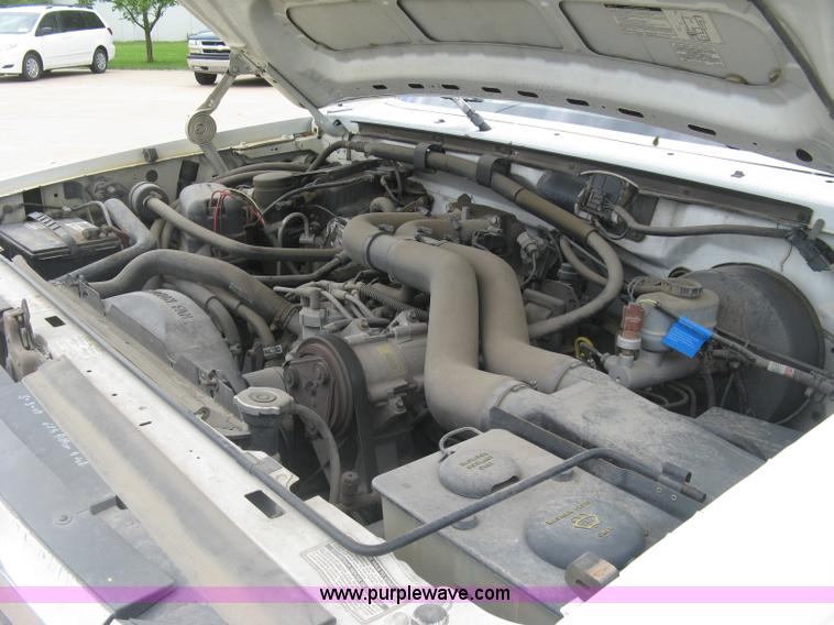 image for item H8544 1994 Ford F350 utility truck