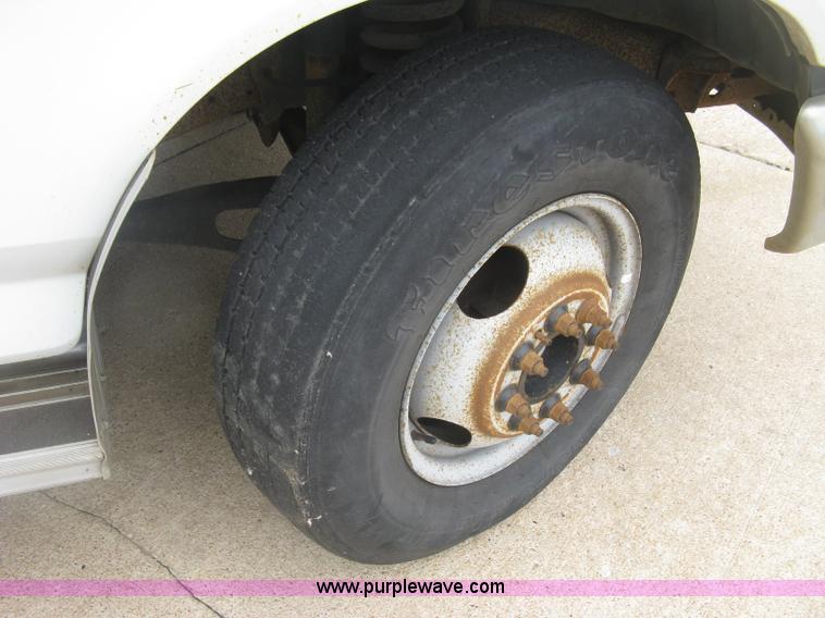 image for item H8544 1994 Ford F350 utility truck