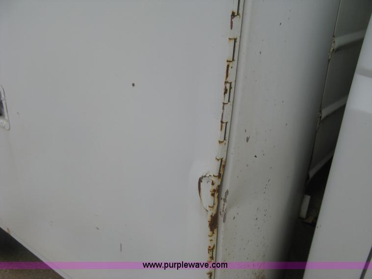 image for item H8544 1994 Ford F350 utility truck