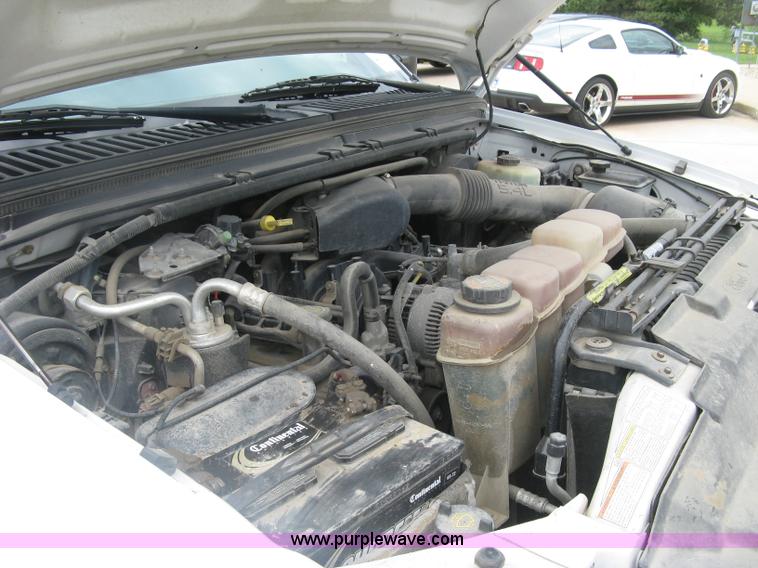 image for item H8545 2000 Ford F350 utility truck