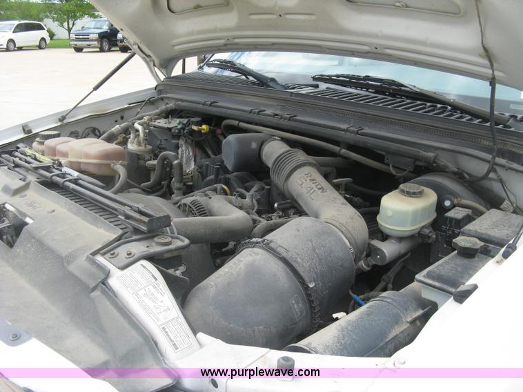 image for item H8545 2000 Ford F350 utility truck