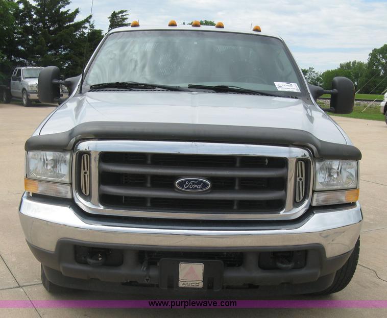 image for item H8547 2003 Ford F350 XLT utility truck