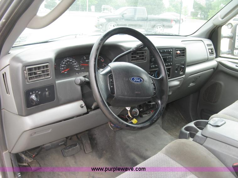 image for item H8547 2003 Ford F350 XLT utility truck