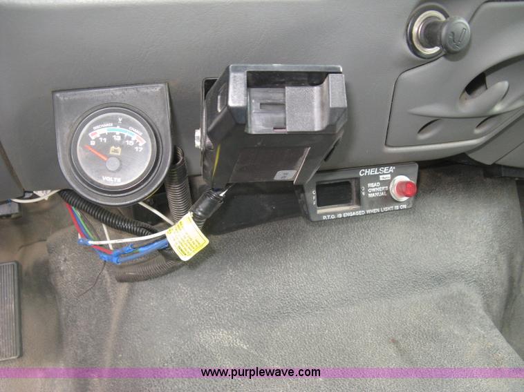 image for item H8547 2003 Ford F350 XLT utility truck