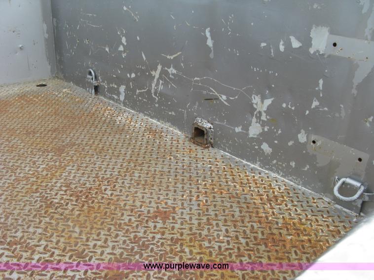 image for item H8547 2003 Ford F350 XLT utility truck