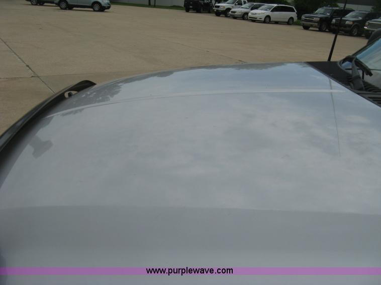 image for item H8547 2003 Ford F350 XLT utility truck