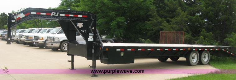 image for item H8549 2012 PJ gooseneck flatbed trailer
