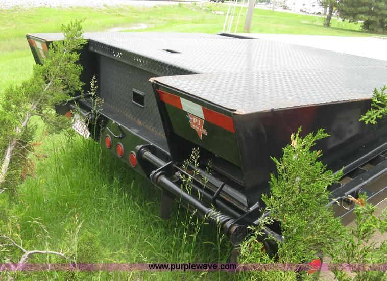 image for item H8549 2012 PJ gooseneck flatbed trailer