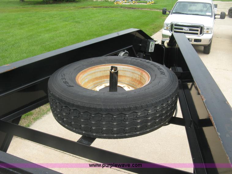 image for item H8549 2012 PJ gooseneck flatbed trailer