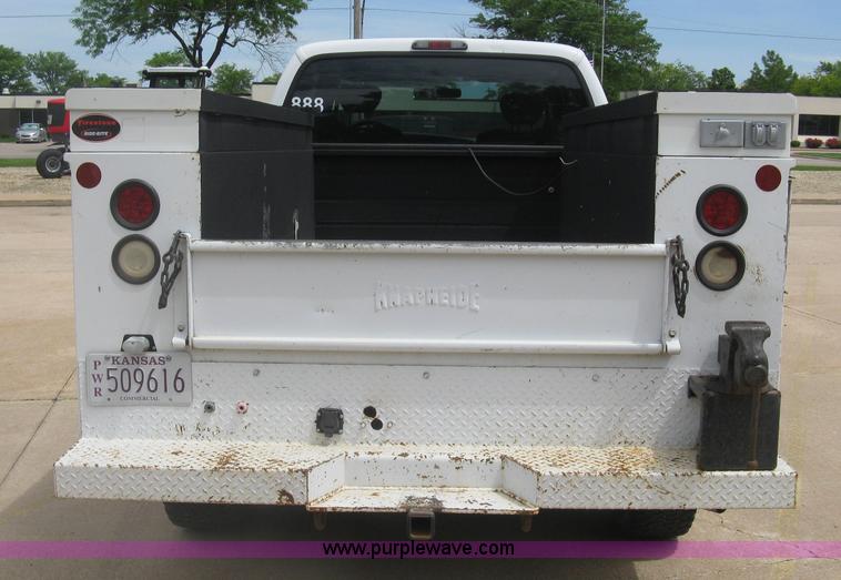 image for item H8550 2006 Ford F350 SuperCab utility truck