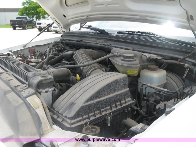 image for item H8550 2006 Ford F350 SuperCab utility truck