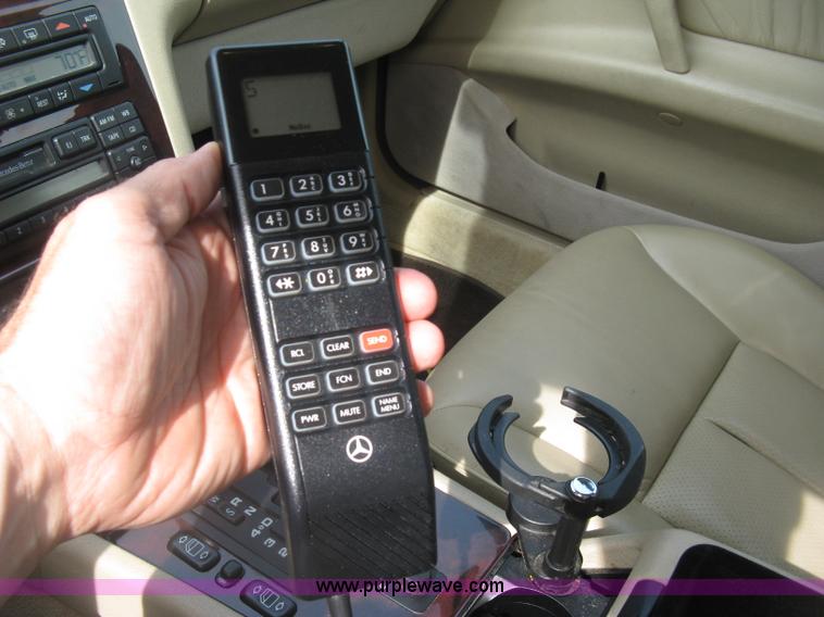 image for item H8551 1997 Mercedes Benz E320