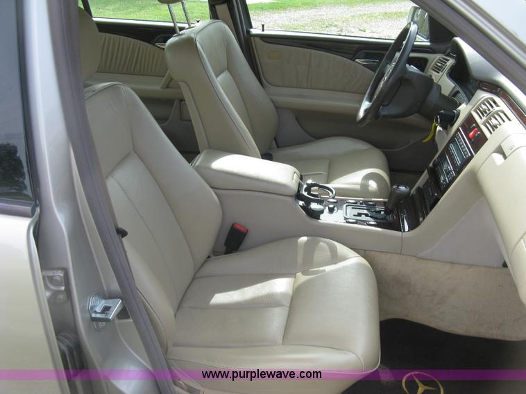 image for item H8551 1997 Mercedes Benz E320