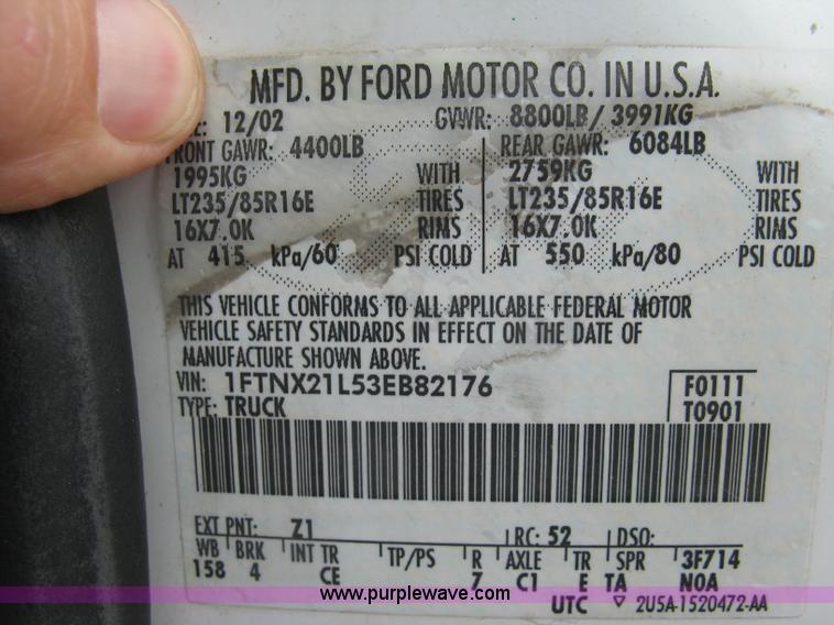 image for item H8561 2003 Ford F250 Super Duty XL Ext. Cab utility truck