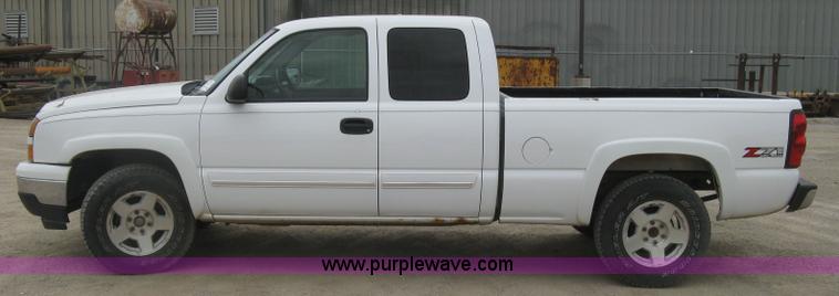 image for item H8563 2006 Chevrolet Silverado 1500 Z71