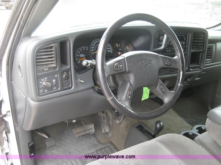 image for item H8563 2006 Chevrolet Silverado 1500 Z71