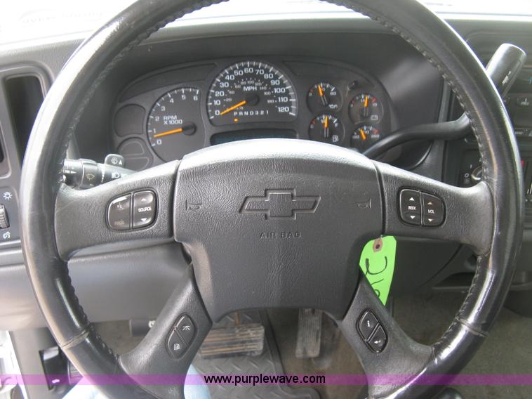 image for item H8563 2006 Chevrolet Silverado 1500 Z71