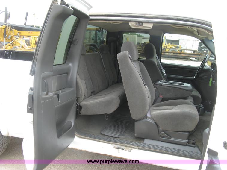 image for item H8563 2006 Chevrolet Silverado 1500 Z71