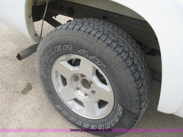 image for item H8563 2006 Chevrolet Silverado 1500 Z71