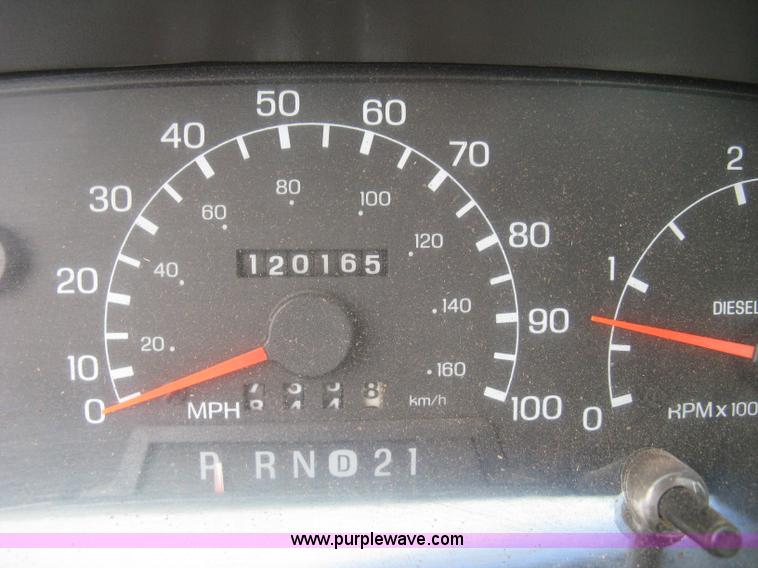 image for item H8566 2001 Ford F550 Super Duty XL utility truck