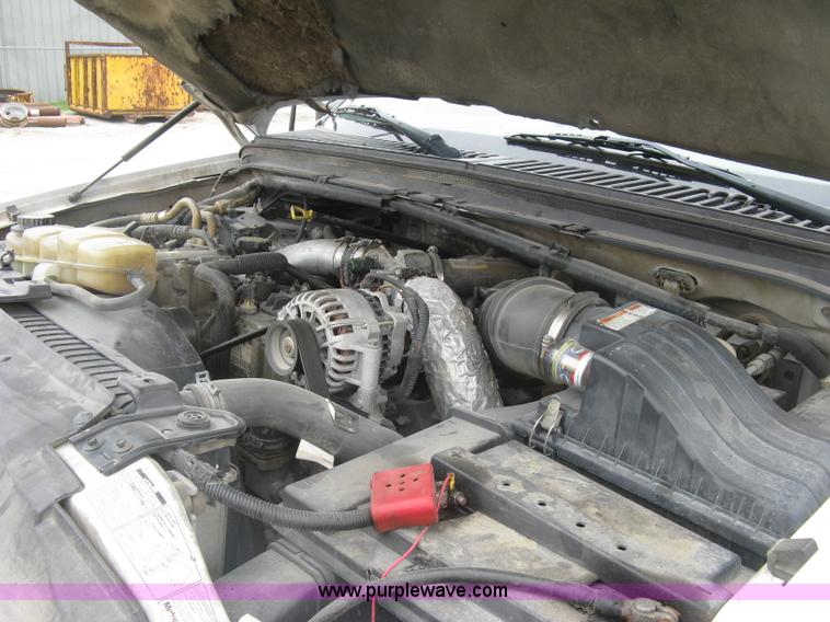 image for item H8566 2001 Ford F550 Super Duty XL utility truck