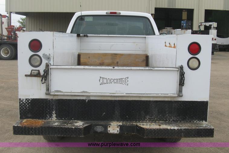 image for item H8567 2000 Ford F350  XL Super Duty utility truck