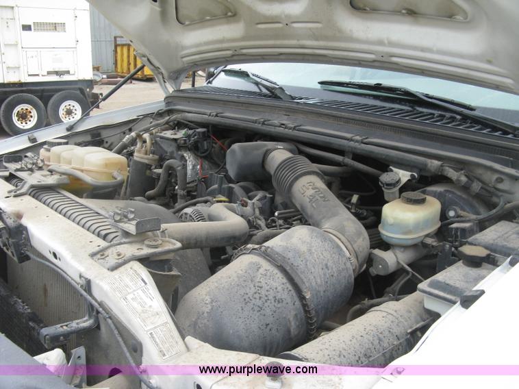 image for item H8567 2000 Ford F350  XL Super Duty utility truck