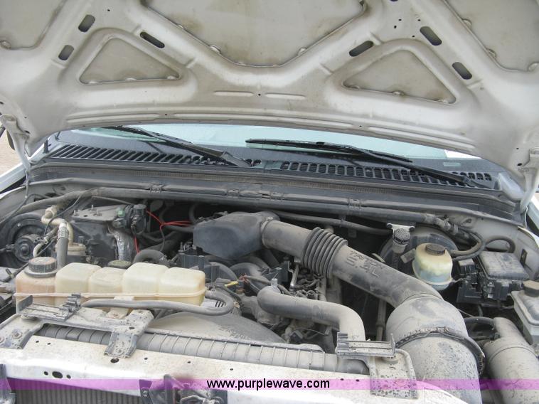 image for item H8567 2000 Ford F350  XL Super Duty utility truck