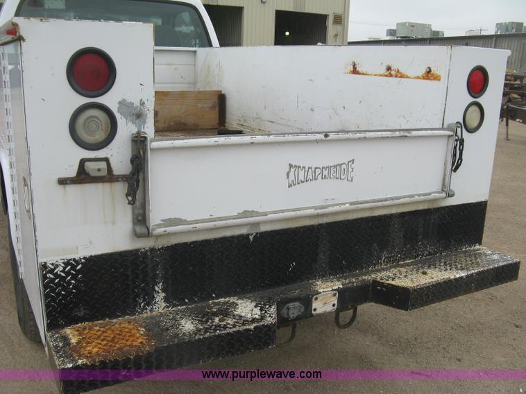 image for item H8567 2000 Ford F350  XL Super Duty utility truck