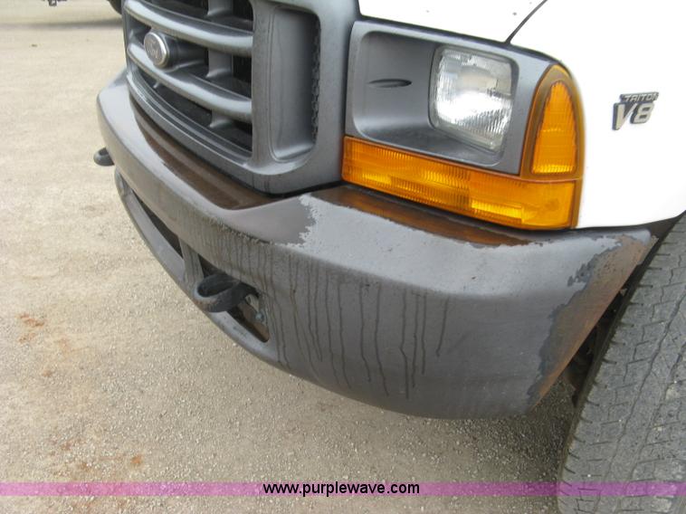 image for item H8567 2000 Ford F350  XL Super Duty utility truck