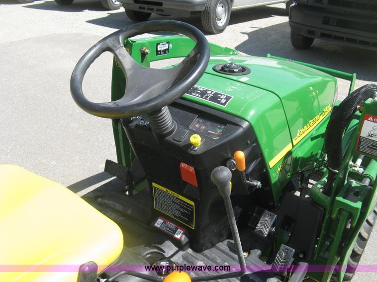image for item H8570 2010 John Deere 2305HST MFWD utility tractor