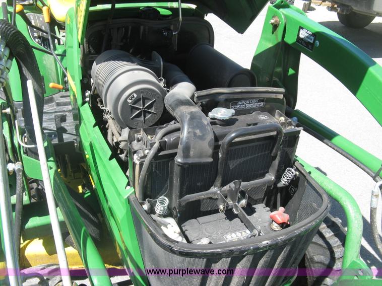 image for item H8570 2010 John Deere 2305HST MFWD utility tractor