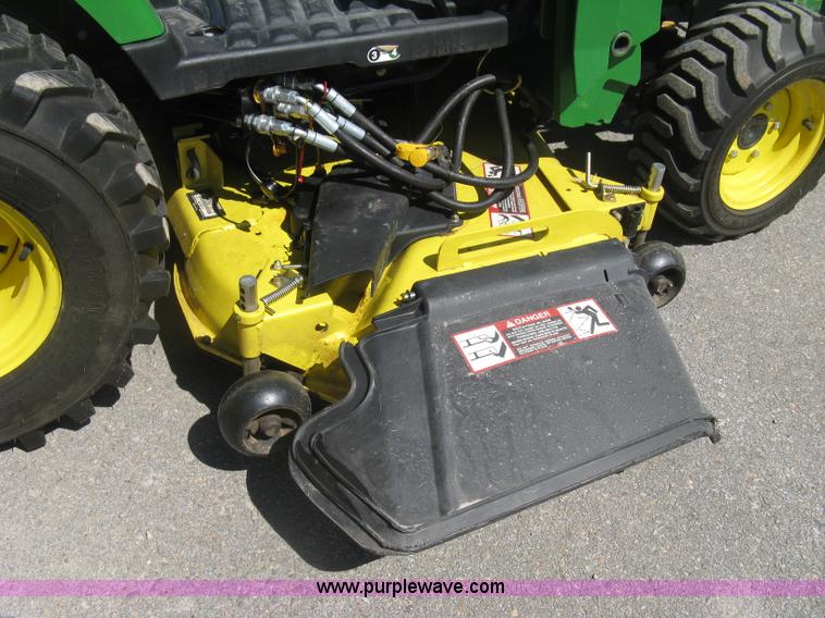 image for item H8570 2010 John Deere 2305HST MFWD utility tractor