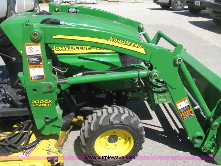 image for item H8570 2010 John Deere 2305HST MFWD utility tractor
