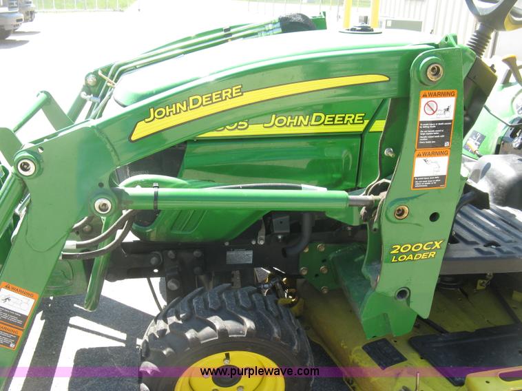 image for item H8570 2010 John Deere 2305HST MFWD utility tractor