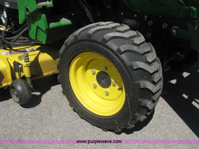 image for item H8570 2010 John Deere 2305HST MFWD utility tractor